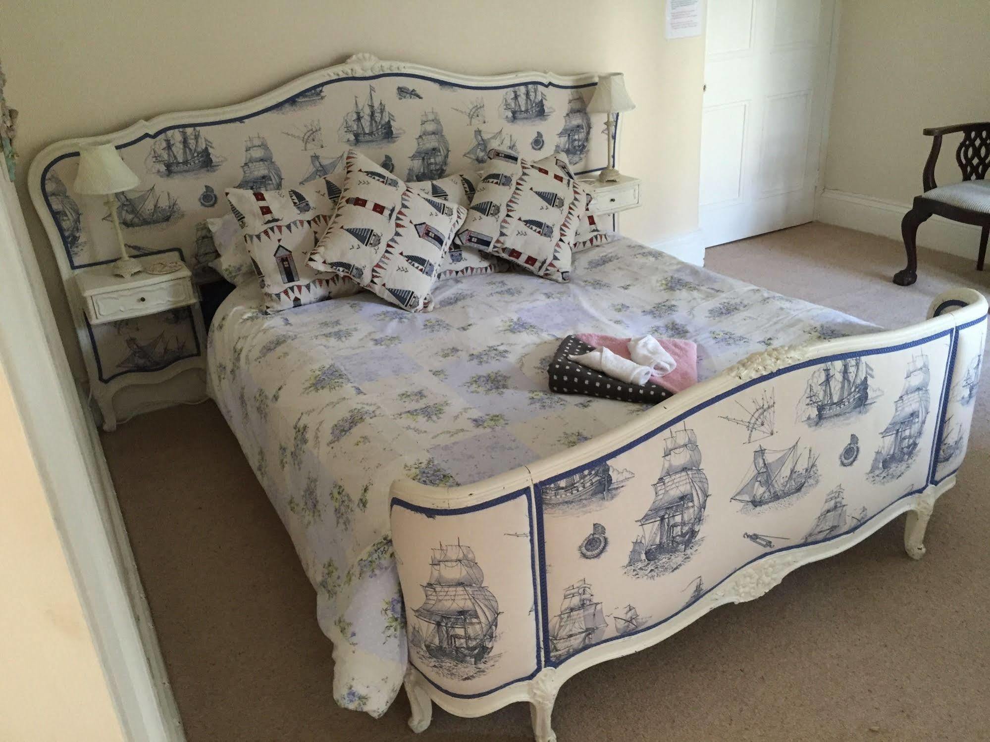 The Priory B&B Whitchurch  Extérieur photo