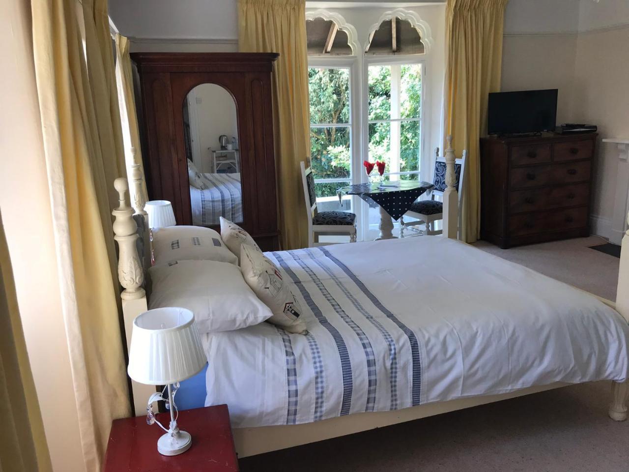 The Priory B&B Whitchurch  Extérieur photo